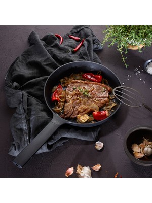 Aryıldız Pro Grade Tava 20 cm Siyah