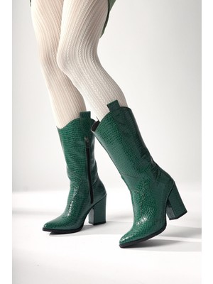 Limoya Keri Yeşil Kroko Kadın Topuklu Kısa Çizme Asimetrik Kesim Ergonomik Kalıp ile Rahat Kullanım