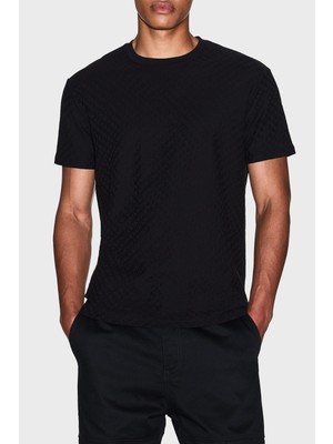 Armani Exchange Jakarlı Tamamı Logolu Pamuklu Regular Fit Bisiklet Yaka T Shirt Erkek T Shirt XM001431 AF10337 FC022