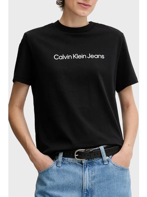 Calvin Klein % 100 Pamuk Regular Fit Bisiklet Yaka Logolu T Shirt LV047C912GUB1 Bayan T Shirt LV047C912G Ub1