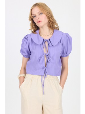 Lila Bağlama Detaylı Bebe Yaka Crop Bluz 8064
