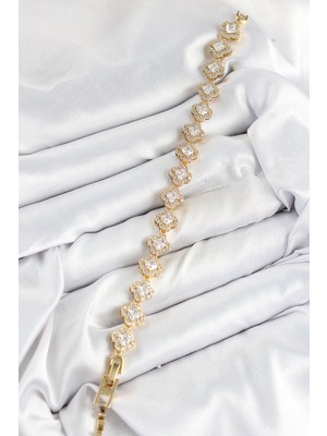 Zarif Kadın Için Golden Pirinç Zirkonlu Yonca Baget Prestij Bileklik