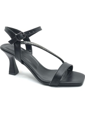 Mehtap Şerit Taş Detaylı Tek Bantlı Kadın Topuklu Abiye Ayakkabı