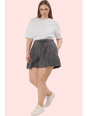 Yazlık Kadın Şort Renk Büyük Beden Yüksek Bel Geniş Paça Dokuma Kumaş Yaz Aylarının Vazgeçilmezi