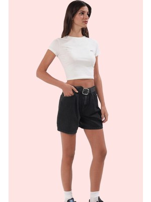 Kadın Pamuk Denim Bermuda Şort Geniş Paça Rahat Kesim Günlük Şıklık Yaz Aylarının Vazgeçilmezi