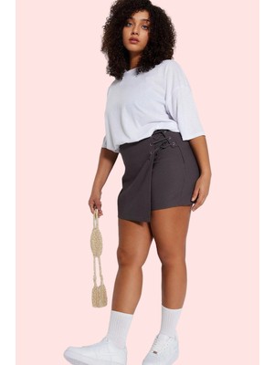 Büyük Beden Kadın Esnek Dokuma Şort Etek Günlük Kombinler Için Ideal Yaz Aylarının Vazgeçilmezi