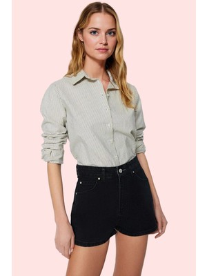 Kadın Denim Şort Pamuk Yüksek Bel Mom Kesim Günlük Stil Hafta Sonu Yaz Aylarının Vazgeçilmezi