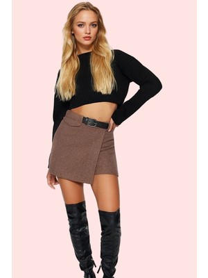 Kadın Yüksek Bel Kemerli Şort Etek Kaşe Kumaş Dokuma Cepsiz Kısa Günlük Yaz Aylarının Vazgeçilmezi