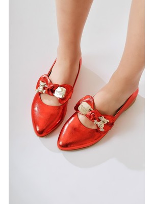 Joselin Kırmızı Kırışık Rugan Fiyonk Aksesuarlı Babet