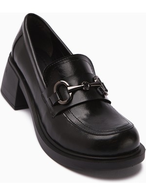 Berita Siyah Kalın Topuklu Kadın Ayakkabı