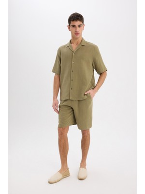 DeFacto %100 Pamuk Relax Fit Müslin Cepli Basic Düz Bermuda Şort C7589AX25SM