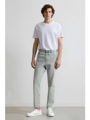 DeFacto %100 Pamuk Baggy Fit Geniş Kalıp Normal Bel Geniş Paça Yıkamalı Jean Pantolon D7278AX25SP