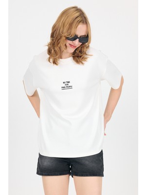 Beyaz Yumuşak Dokulu Yazı Baskılı Oversize Tişört 6265