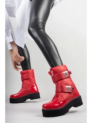 Miah Kırmızı Rugan Kar Bot