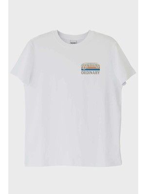 Nuugg Beyond Ordinary Baskılı Beyaz Tişört (S)