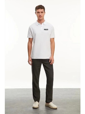 Yakası Düğmeli Yakalı Pike Baskılı T-Shirt - Beyaz