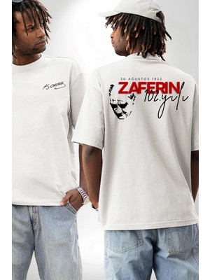 30 Ağustos Baskılı T-Shirt - Beyaz