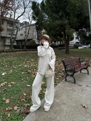 Yakalı Cizgi Detaylı Triko Ikili Takım - Beyaz