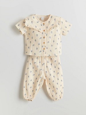 Lcw Baby Bej Fırfırlı Çiçekli Kız Bebek Bluz ve Pantolon 2'li