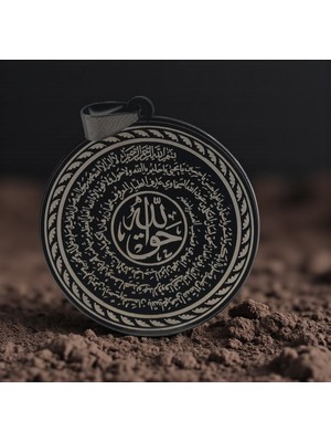 Hakkani Mührü ve Nalı Şerif Yazılı Titanyum Kaplama Çelik Kolye