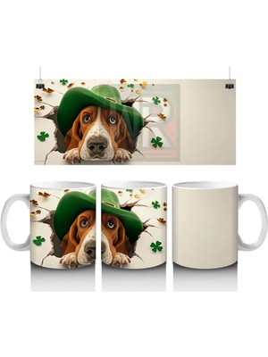 Yeşil Şapkalı Basset Hound Figürü ve Yonca Detayları - Baskılı Kahve Kupası