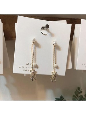 Şıklığı ve Eğlenceyi Bir Araya Getiren Taşlı Incili Küpe