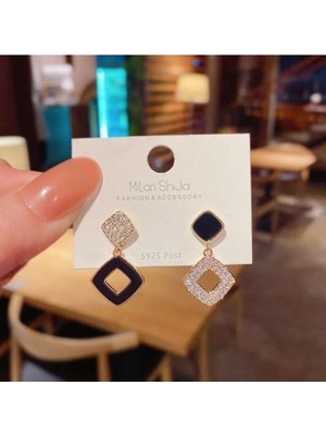 Şıklığınızı Tamamlayacak Taşlı Küpe