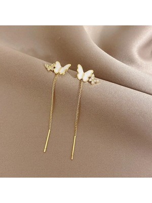 Şıklığı ve Zarafeti Yansıtan Taşlı Kelebek Küpe