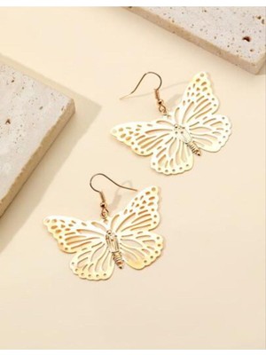 Şık Kelebek Tasarımlı Kadın Küpe ile Zarafetinizi Tamamlayın