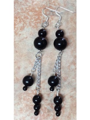 Zarif Gümüş Zincirli Siyah Inci Kadın Küpe ile Şıklığınızı Tamamlayın