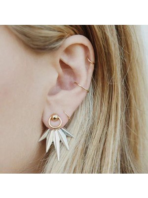 Doğanın Güzelliğini Taşıyan Şık Küpe