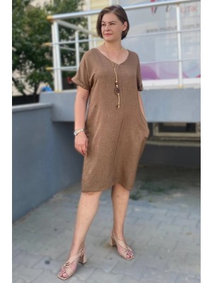 Büyük Beden Kahve Kolye Hediyeli Salaş Elbise