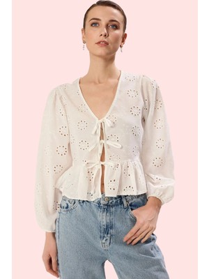 Kadın Brode Dokuma Gömlek V Yaka Uzun Kollu Günlük Modern Tasarım Yaz Aylarının Vazgeçilmezi