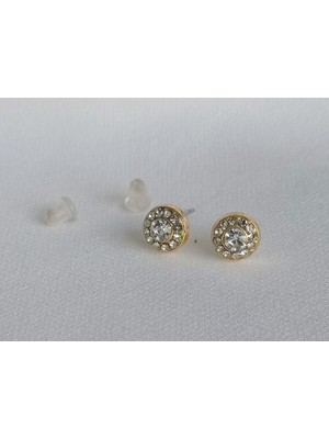 Şıklığınızı Tamamlayacak Taşlı Küpe