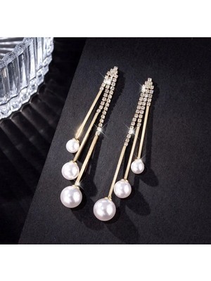 Şıklığınızı Tamamlayacak Taşlı Inci Kadın Küpe