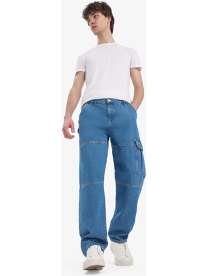 DeFacto %100 Pamuk Relax Fit Düz Paça Jean Pantolon D9379AX25SP