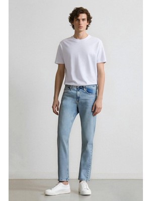 DeFacto Slim Tapered Fit Dar Kalıp Normal Bel Daralan Paça Jean Pantolon F2324AX25SP