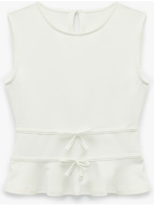 Slim Fit Bisiklet Yaka Volanlı Fiyonklu Kolsuz Bluz