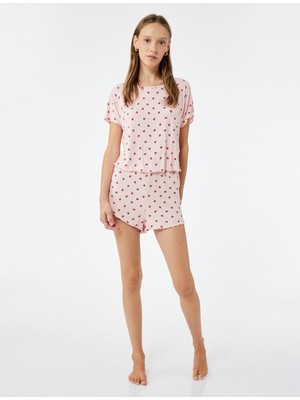 Rahat Kalıp Kısa Kollu Kiraz Baskılı Şortlu Pijama Takımı