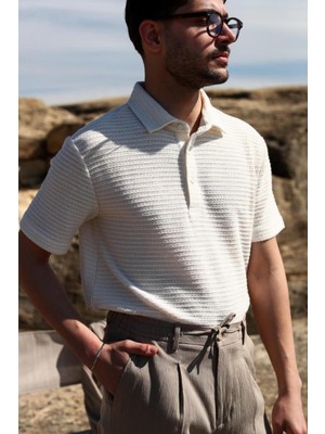 Düğmeli Polo Yaka Kısa Kol Erkek T-Shirt
