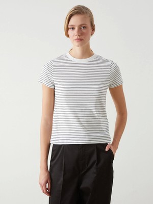 Lcw Vision Beyaz Bisiklet Yaka Çizgili Kadın Tişört