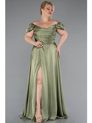 Kayık Yaka Yırtmaçlı Uzun Saten Büyük Beden Abiye ABU4576