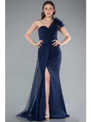 Tek Omuz Çiçek Aksesuarlı Yırtmaçlı Uzun Abiye ABU4969