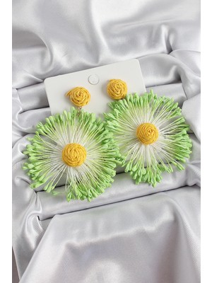 Bfs Yeşil Püsküllü Papatya Figürlü Hasır Örgü Model Gold Renk Kadın Küpe