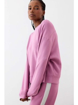 DeFacto Ultra Yumuşak Oversize Geniş Kalıp Bisiklet Yaka Modal Sweatshirt E8954AX25AU