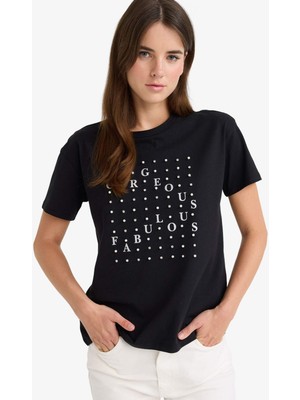 DeFacto %100 Pamuk Relax Fit Baskılı Penye Tişört F8462AX25AU