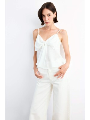 DeFacto V Yaka Önü Bağlamalı Askılı Bluz G0660AX25SM