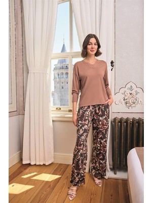 Monamise Yaprak Desenli Dantelli V Yaka Pijama Takımı