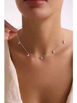 925 Ayar Gümüş Rodyum Kaplama Beyaz Taşlı Şans Kelebek Kolye