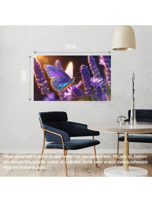 Kelebek Parlayan Güneş Işığı Altında Lavanta Çiçeğinin Üzerinde Dinleniyor 03 Çerçevesiz 50X30 cm Pvc Tablo
